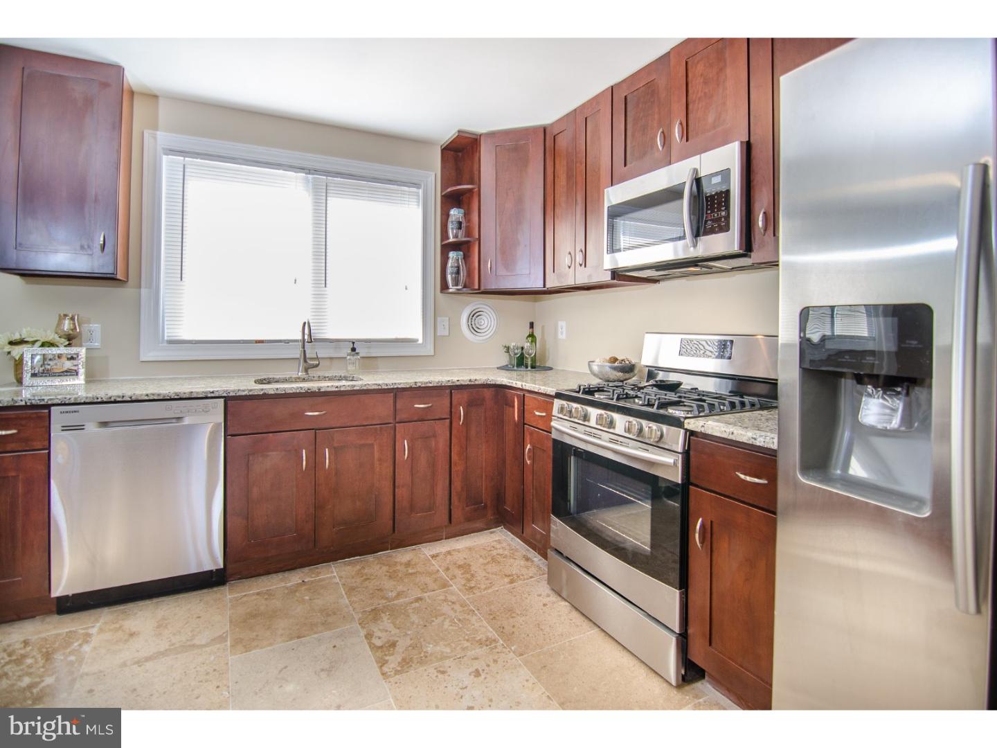 3280 Birch Road Philadelphia, PA 19154 - Photo 14 of 25 Kitchen