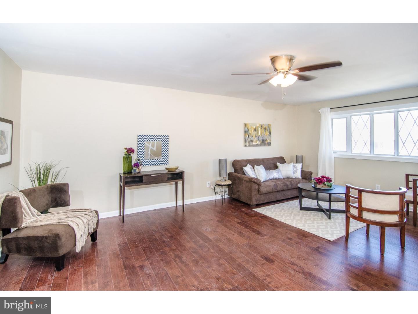 3280 Birch Road Philadelphia, PA 19154 - Photo 5 of 25 Great Room