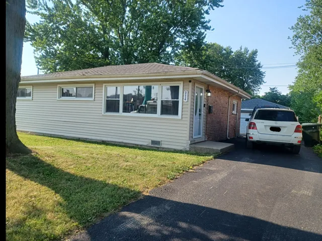 $158,000 | 3114 West 163rd Street, Markham, IL 60428