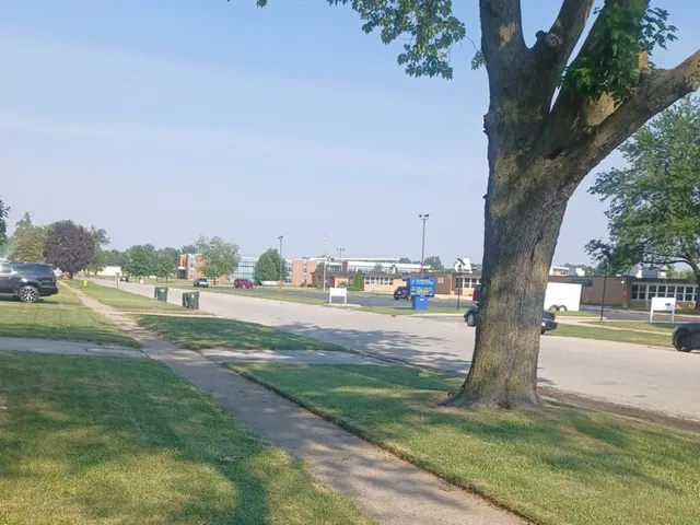 $158,000 | 3114 West 163rd Street, Markham, IL 60428