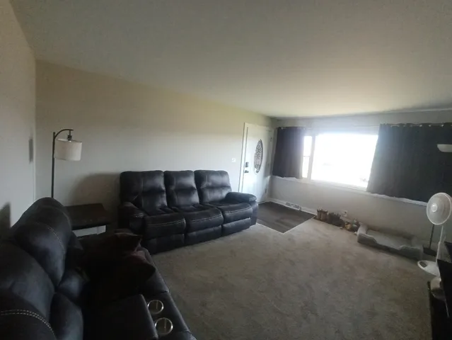 $158,000 | 3114 West 163rd Street, Markham, IL 60428