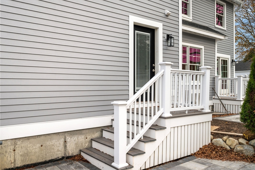 60 Ellsworth Road, Unit 2 Peabody, MA 01960 - Photo 3 of 32