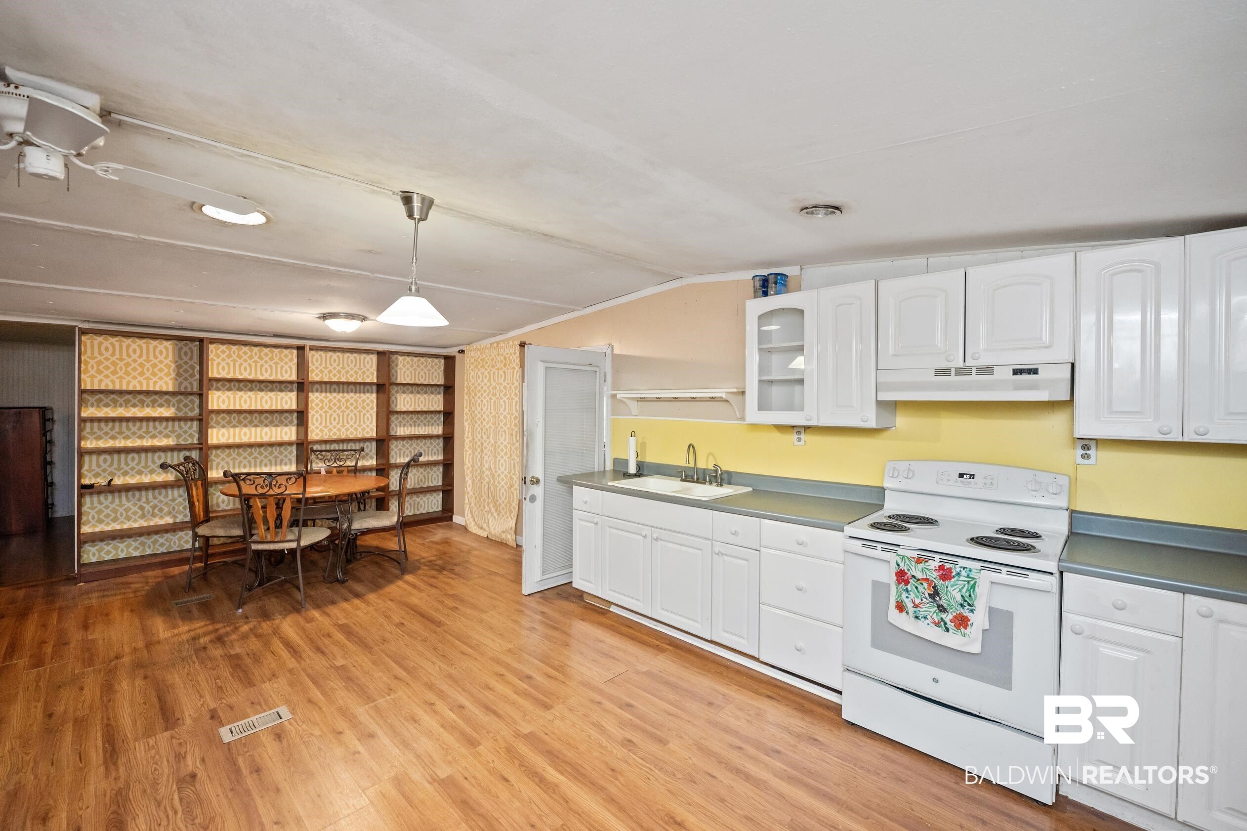 1419 Ridgewood Drive Lillian, AL 36549 - Photo 11 of 38 Gallery Image 11