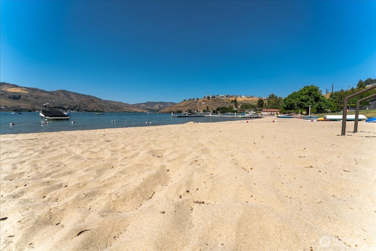 104 Spader Bay Road, Unit 47 Chelan, WA 98816 - Photo 23 of 34