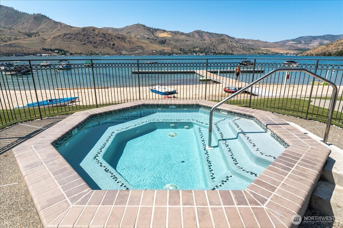 104 Spader Bay Road, Unit 47 Chelan, WA 98816 - Photo 29 of 34