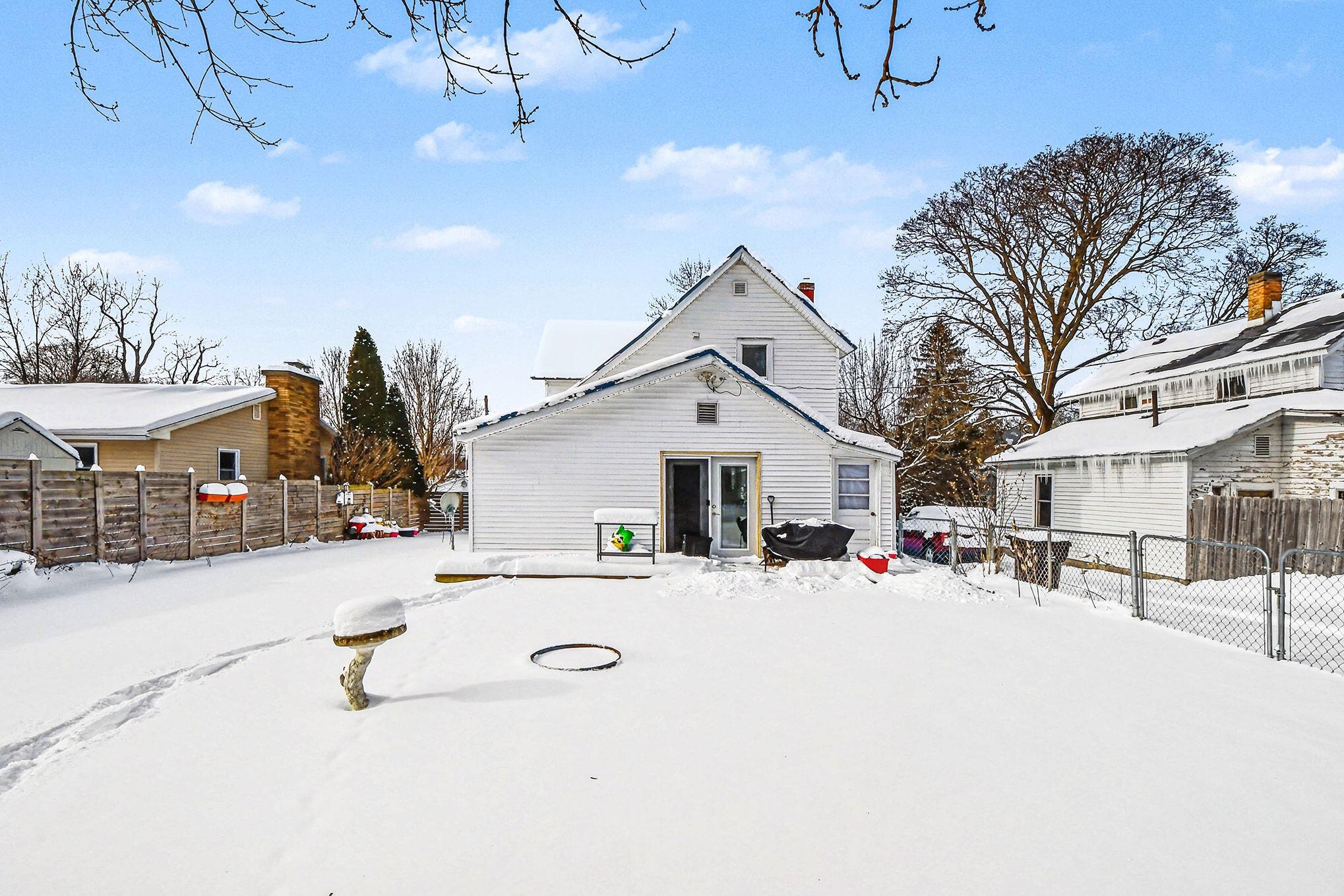 616 South Broas Street Belding, MI 48809 - Photo 23 of 24 023_file_2175