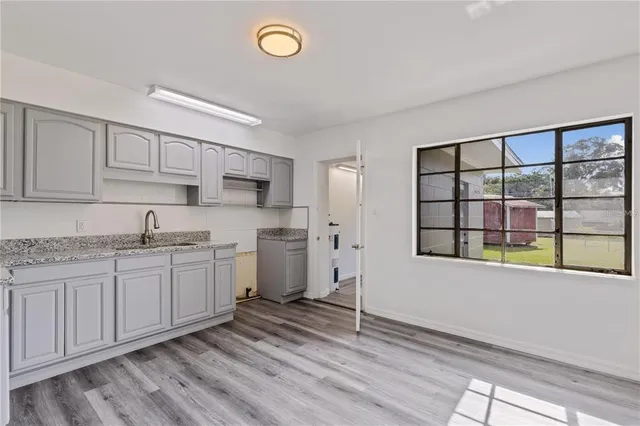 $1,800 | 112 South Fern Road, Unit 112, Lakeland, FL 33801