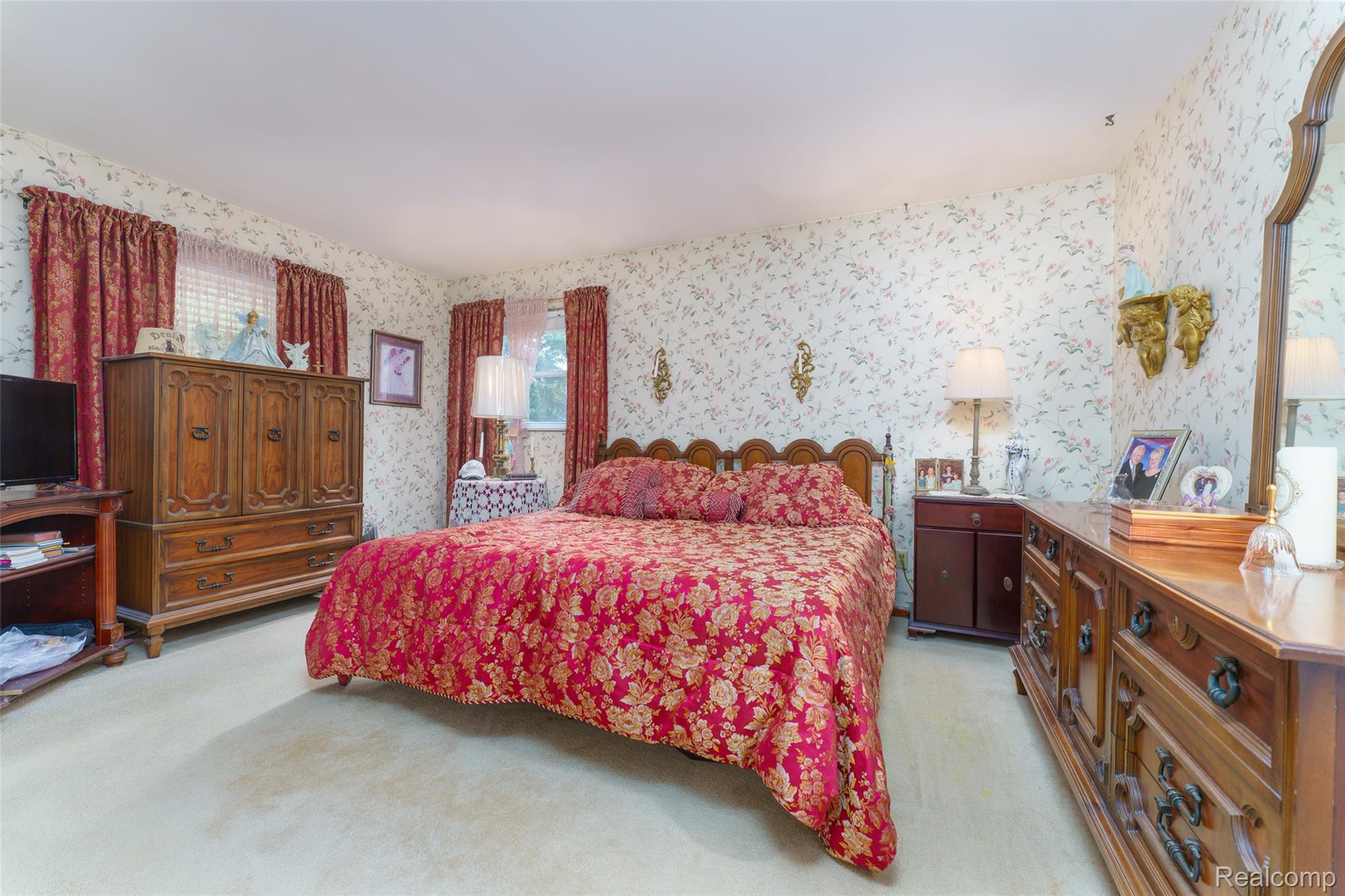 2220 Pheasant Run Road Howell, MI 48843 - Photo 20 of 34 primary bedroom