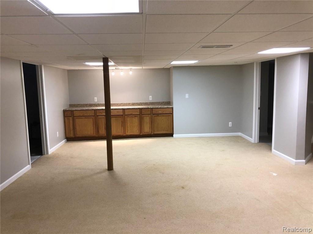 22506 Fawn Road Trenton, MI 48183 - Photo 33 of 39 26.jpg