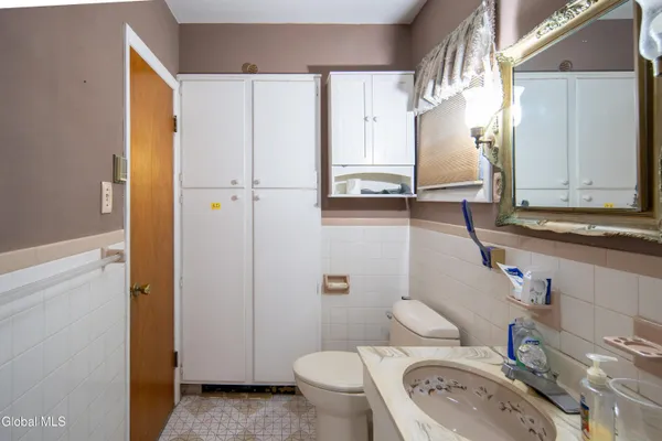 $399,900 | 81 North Main Avenue, Albany, NY 12203