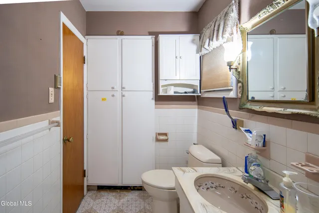 $399,900 | 81 North Main Avenue, Albany, NY 12203