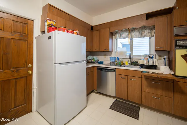 $399,900 | 81 North Main Avenue, Albany, NY 12203