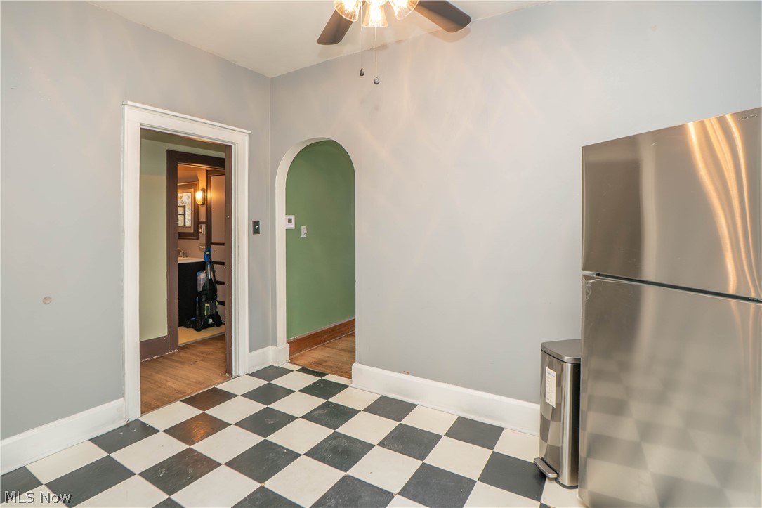 1131 Broad Avenue Northwest Canton, OH 44708 - Photo 8 of 25 Morning Room