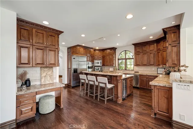 $24,000 | 718 North Poinsettia Avenue, Manhattan Beach, CA 90266