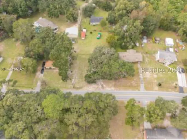 $150,000 | 411 Broad River Drive, Beaufort, SC 29906