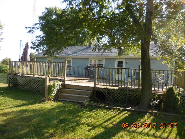 896 South St Road Reynolds, IN 47980 - Photo 3 of 8