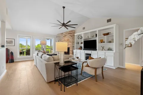 $1,200,000 | 8900 Rockcrest Drive, Austin, TX 78759