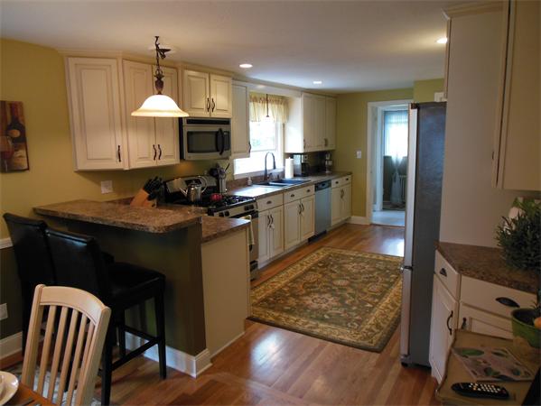 72 Laurel Road West Springfield, MA 01089 - Photo 5 of 25 Gallery Image 5