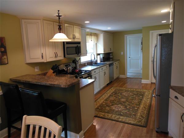 72 Laurel Road West Springfield, MA 01089 - Photo 8 of 25 Gallery Image 8