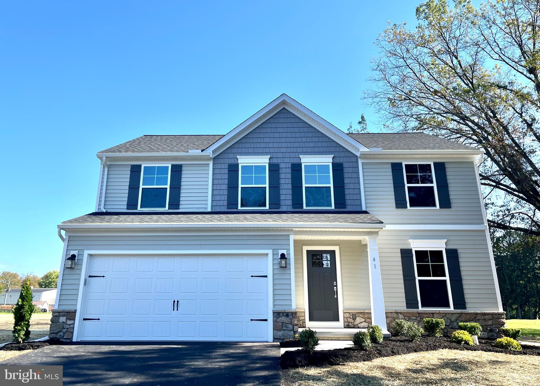 41 South Oak Street Manheim, PA 17545 - Photo 1 of 1