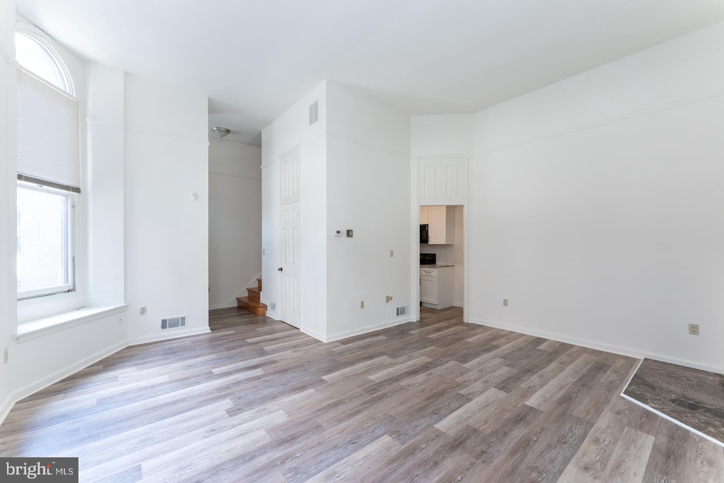 2020 Walnut Street, Unit 2032 Philadelphia, PA 19103 - Photo 4 of 32