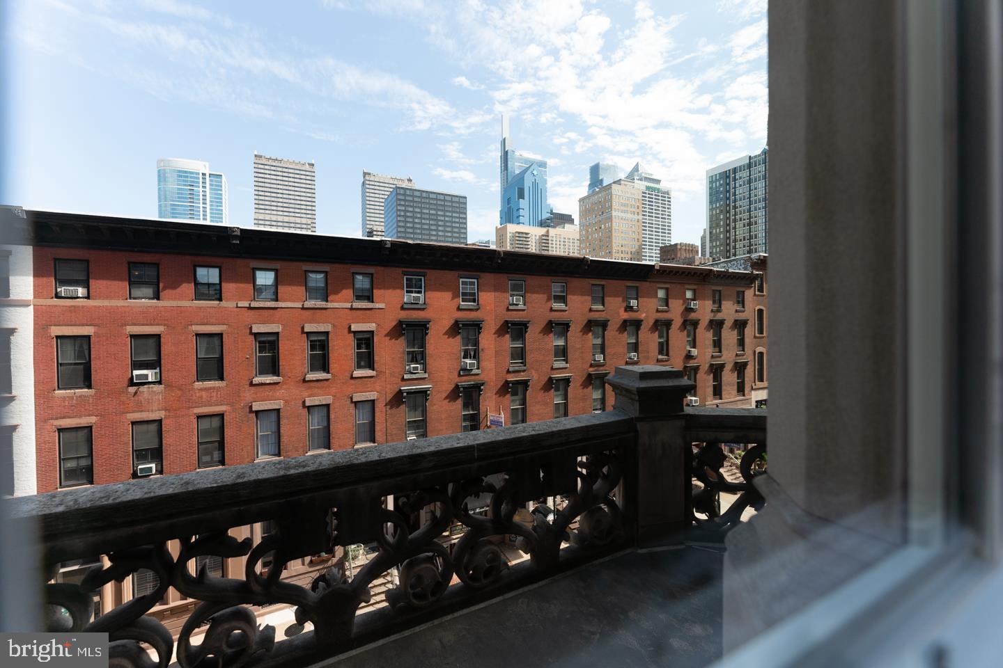 2020 Walnut Street, Unit 2032 Philadelphia, PA 19103 - Photo 10 of 32