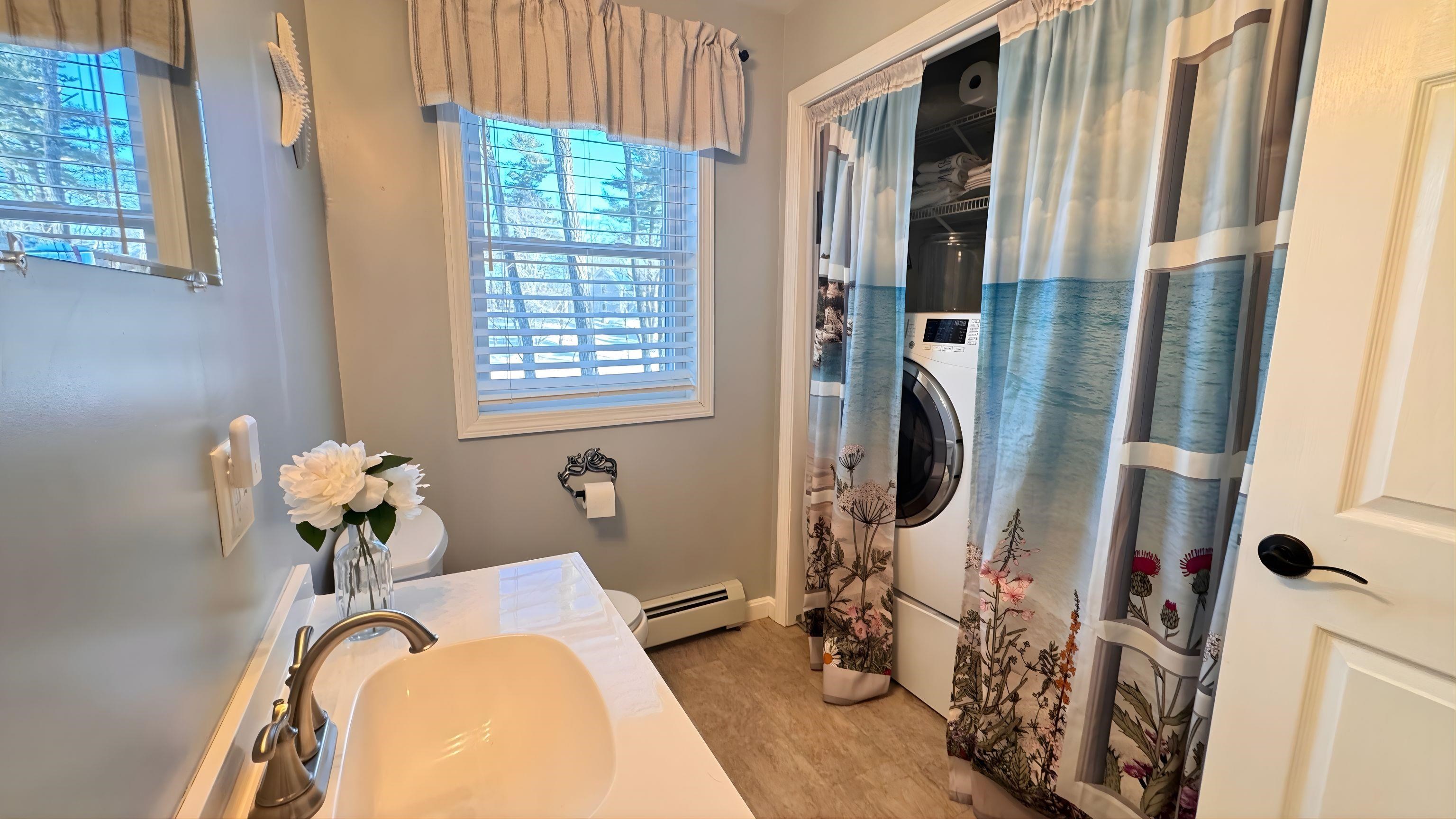 8 Cote Circle Raymond, NH 03077 - Photo 14 of 51