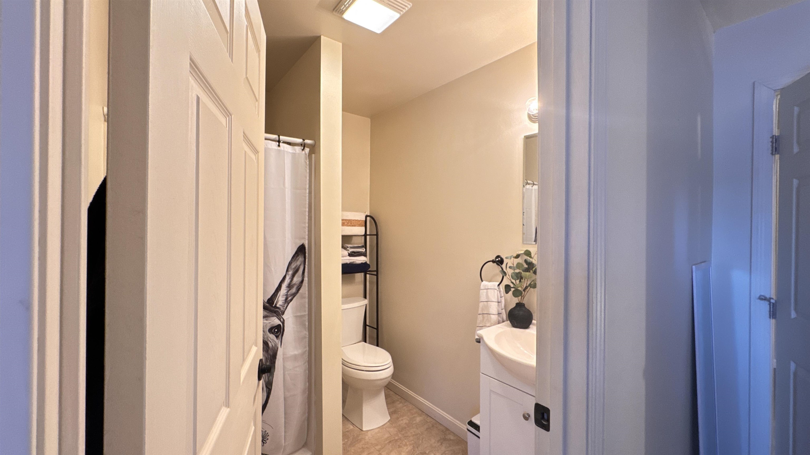 8 Cote Circle Raymond, NH 03077 - Photo 29 of 51