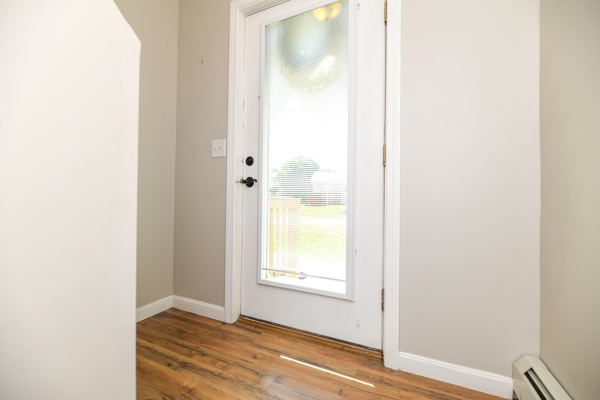 8 Cote Circle Raymond, NH 03077 - Photo 3 of 51