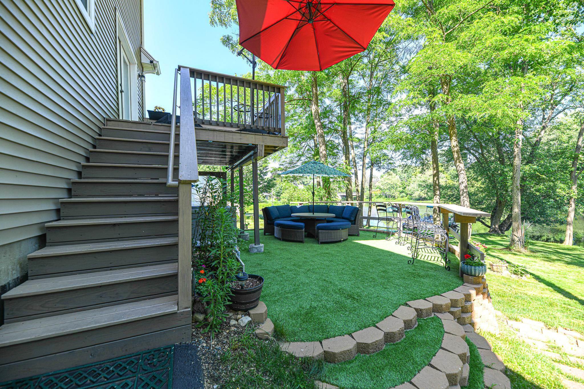 8 Cote Circle Raymond, NH 03077 - Photo 40 of 51