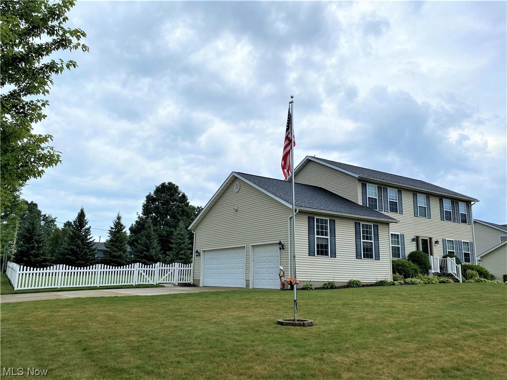405 Rabbit Run Lane Wellington, OH 44090 - Photo 2 of 35 Gallery Image 2