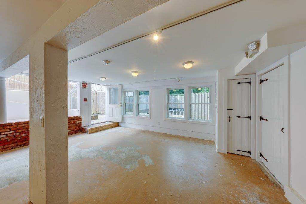 313 Main Street Wellfleet, MA 02667 - Photo 18 of 32 Windows Lower Level Shop