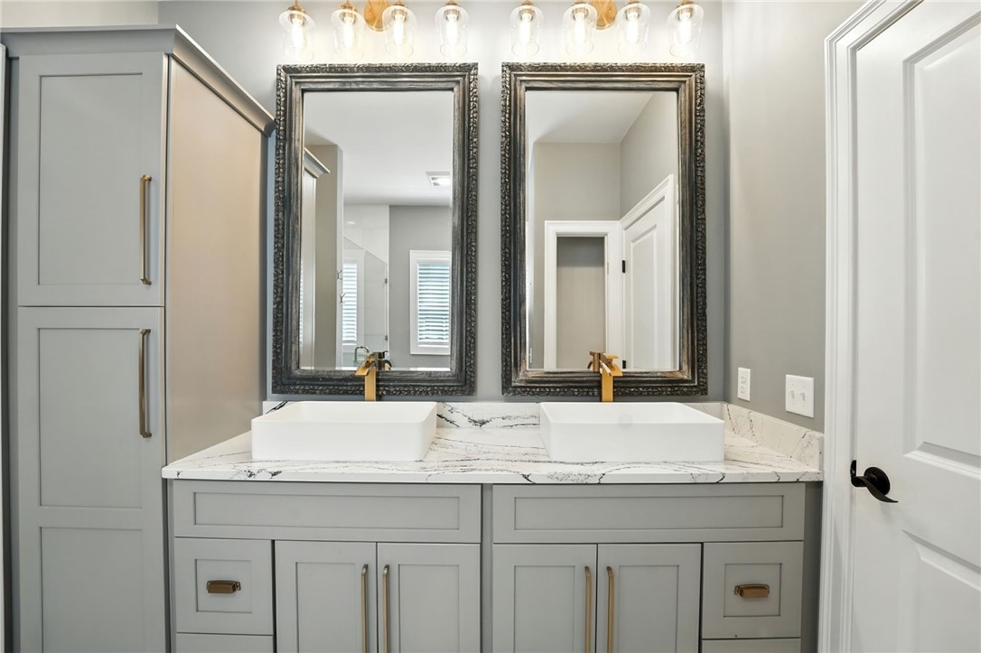 53 Cross Road Johnston, RI 02919 - Photo 21 of 33
