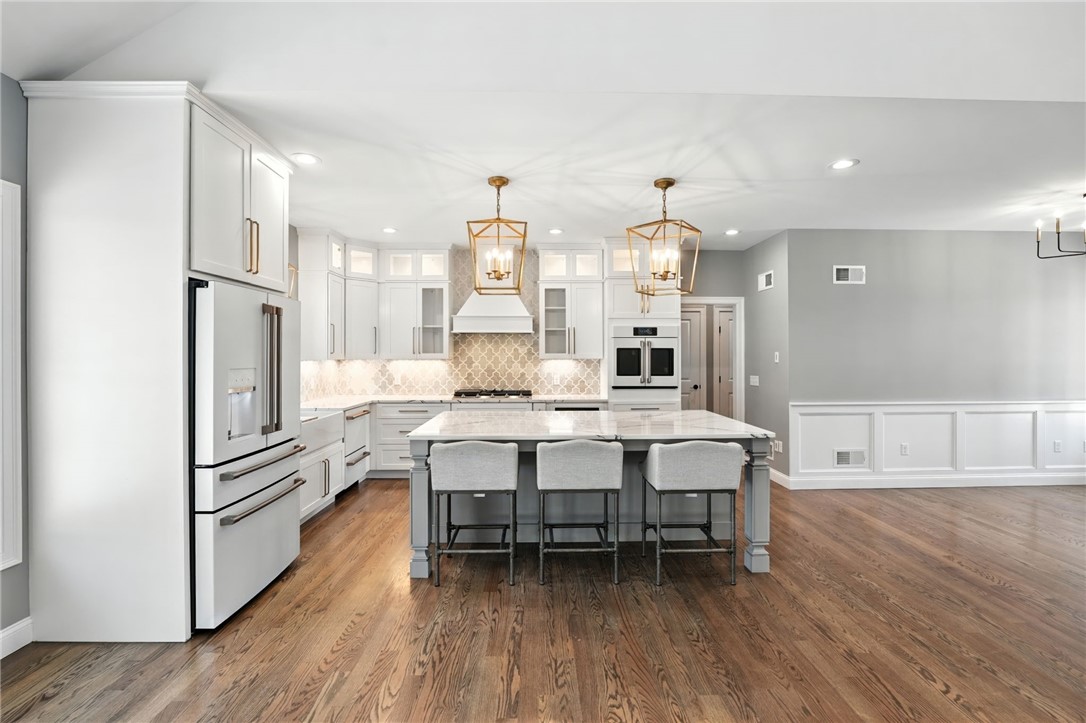 53 Cross Road Johnston, RI 02919 - Photo 4 of 33