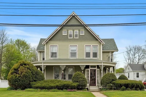 $967,000 | 741 Salem Street, Lynnfield, MA 01940