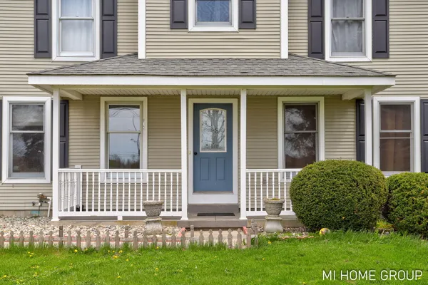 $449,900 | 1081 Graafschap Road, Holland, MI 49423