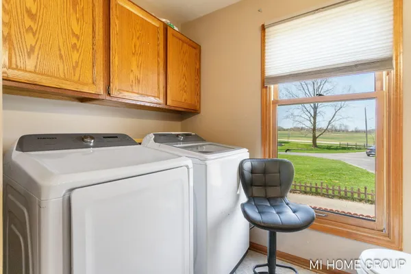 $449,900 | 1081 Graafschap Road, Holland, MI 49423