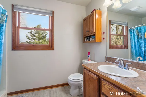 $449,900 | 1081 Graafschap Road, Holland, MI 49423