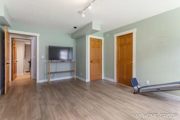$449,900 | 1081 Graafschap Road, Holland, MI 49423
