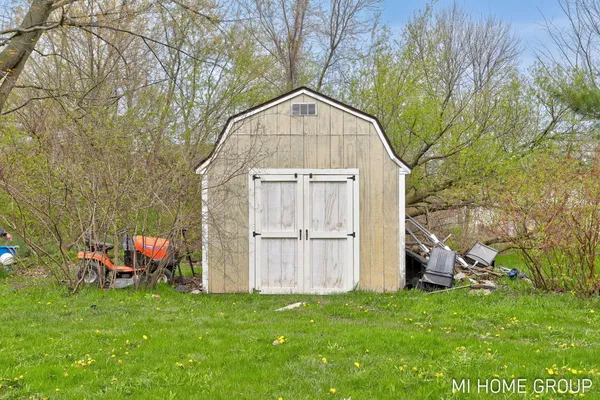$449,900 | 1081 Graafschap Road, Holland, MI 49423