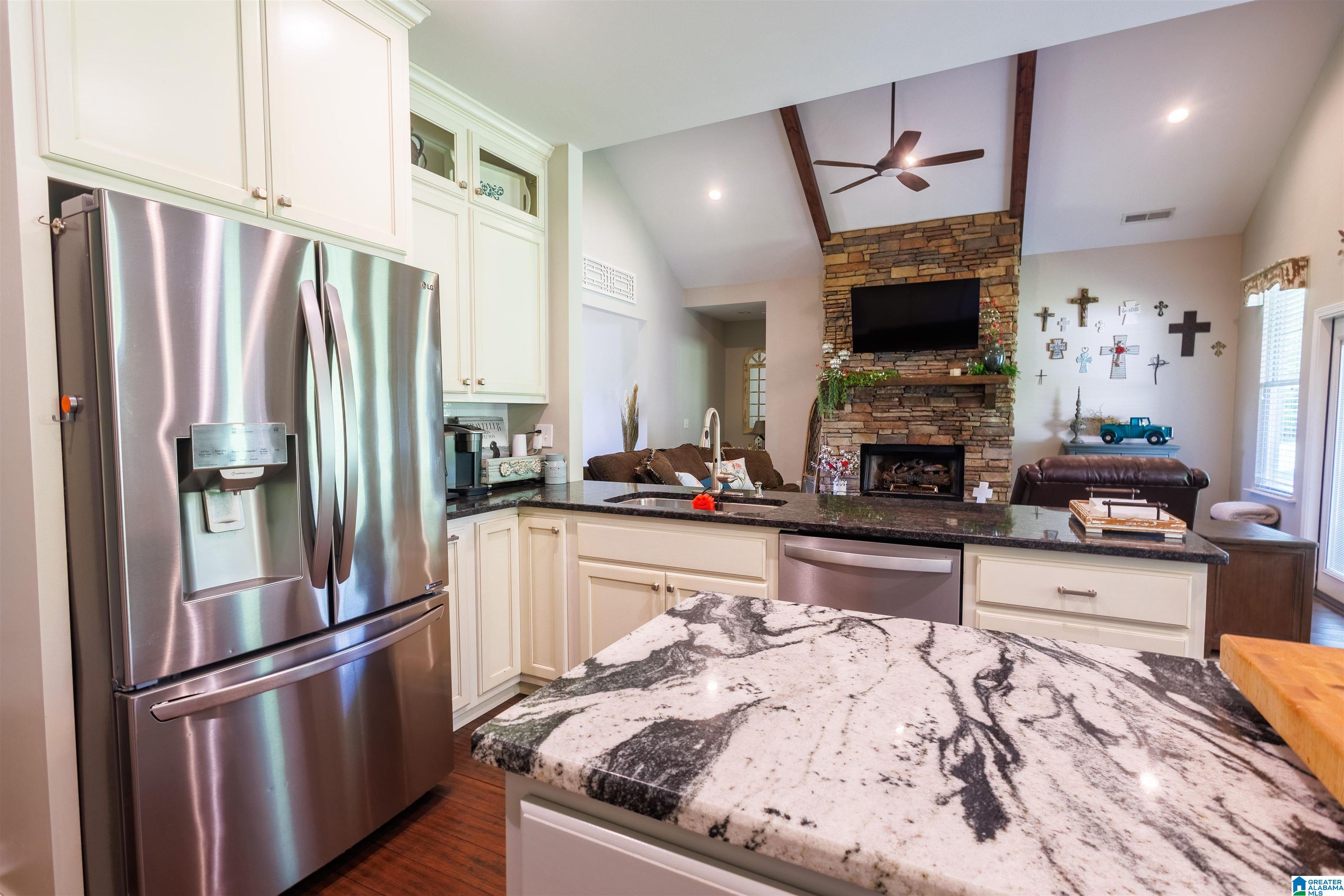 602 Cedar Creek Road Sylacauga, AL 35151 - Photo 10 of 32 Gallery Image 10