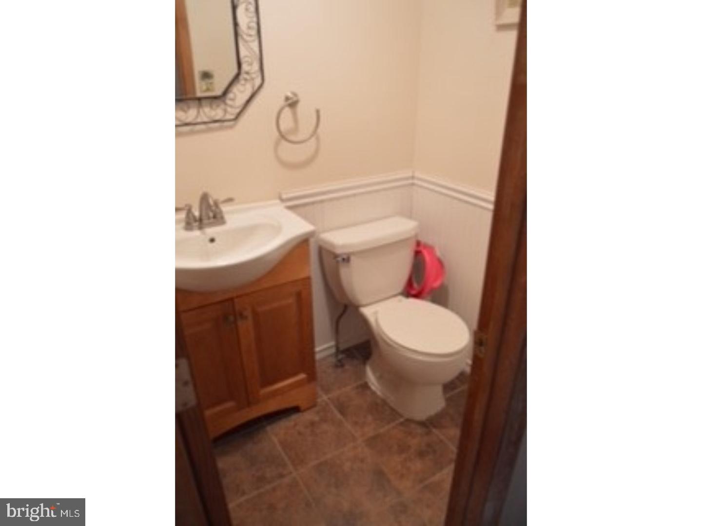 2102 Walnut Ridge Drive Pottstown, PA 19464 - Photo 11 of 13 Gallery Image 11