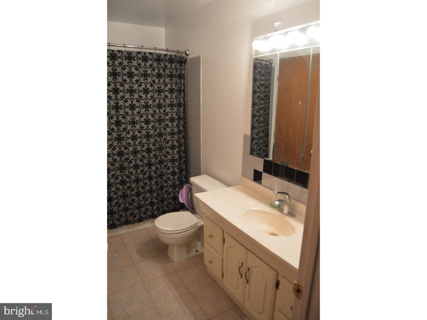2102 Walnut Ridge Drive Pottstown, PA 19464 - Photo 10 of 13 Gallery Image 10