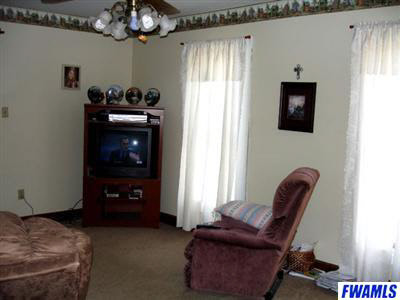 289 East Markle Road Huntington, IN 46750 - Photo 9 of 17 Gallery Image 9