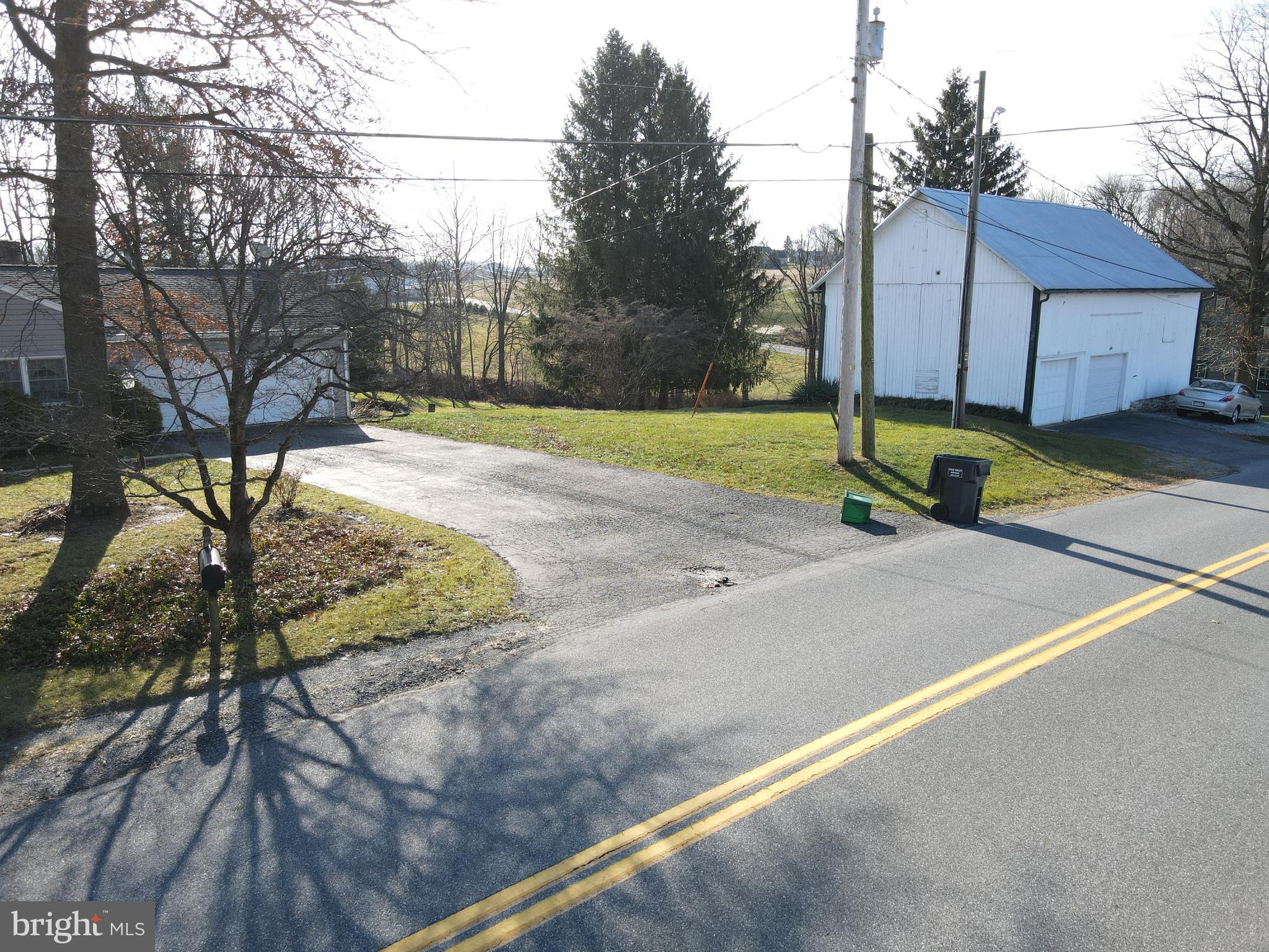 215 Bender Mill Road Lancaster, PA 17603 - Photo 3 of 54