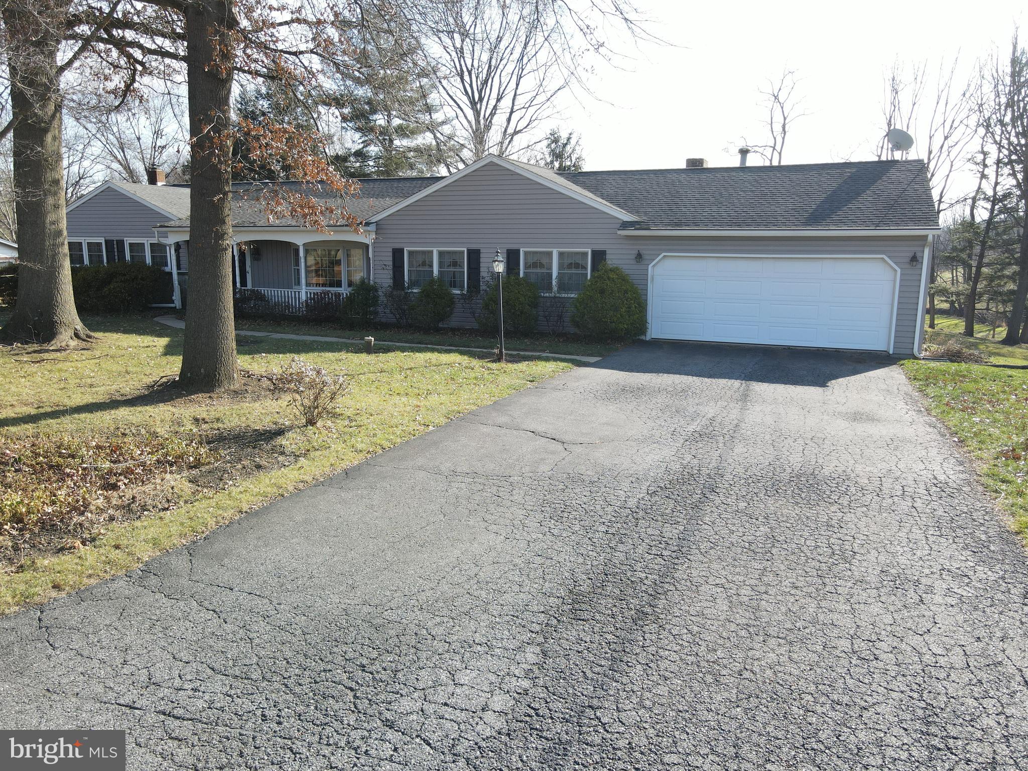 215 Bender Mill Road Lancaster, PA 17603 - Photo 5 of 54