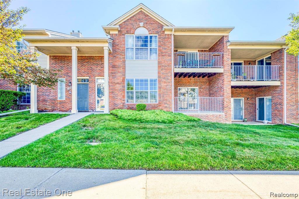 1828 Flagstone Circle, Unit 40 Rochester, MI 48307 - Photo 1 of 1 Welcome Home!