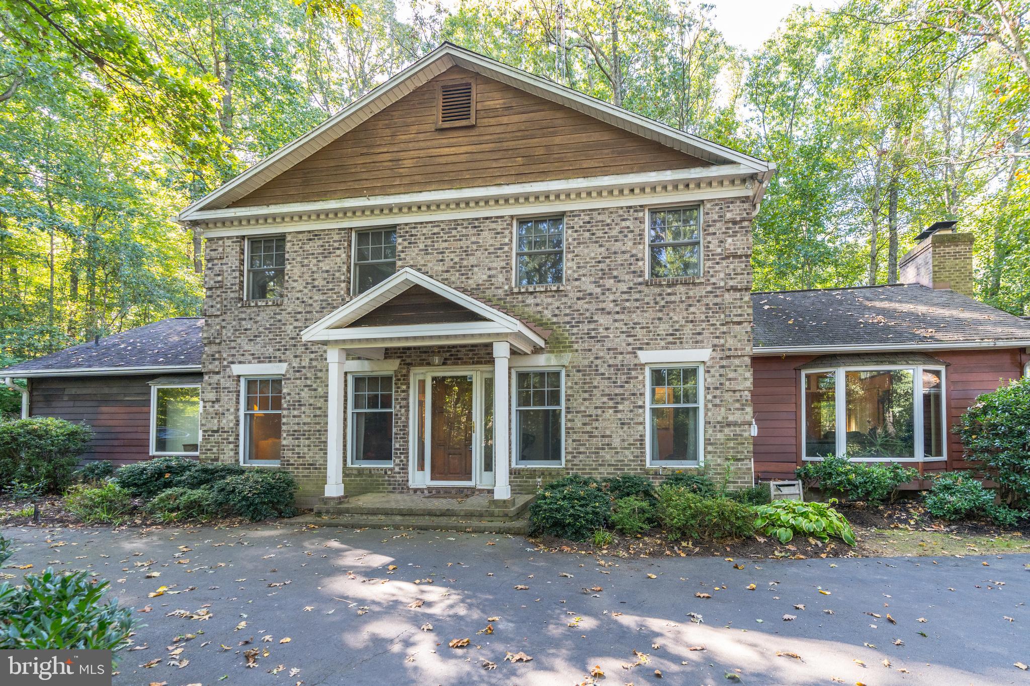2020 Hunter Mill Road Vienna, VA 22181 - Photo 1 of 25 Gallery Image 1