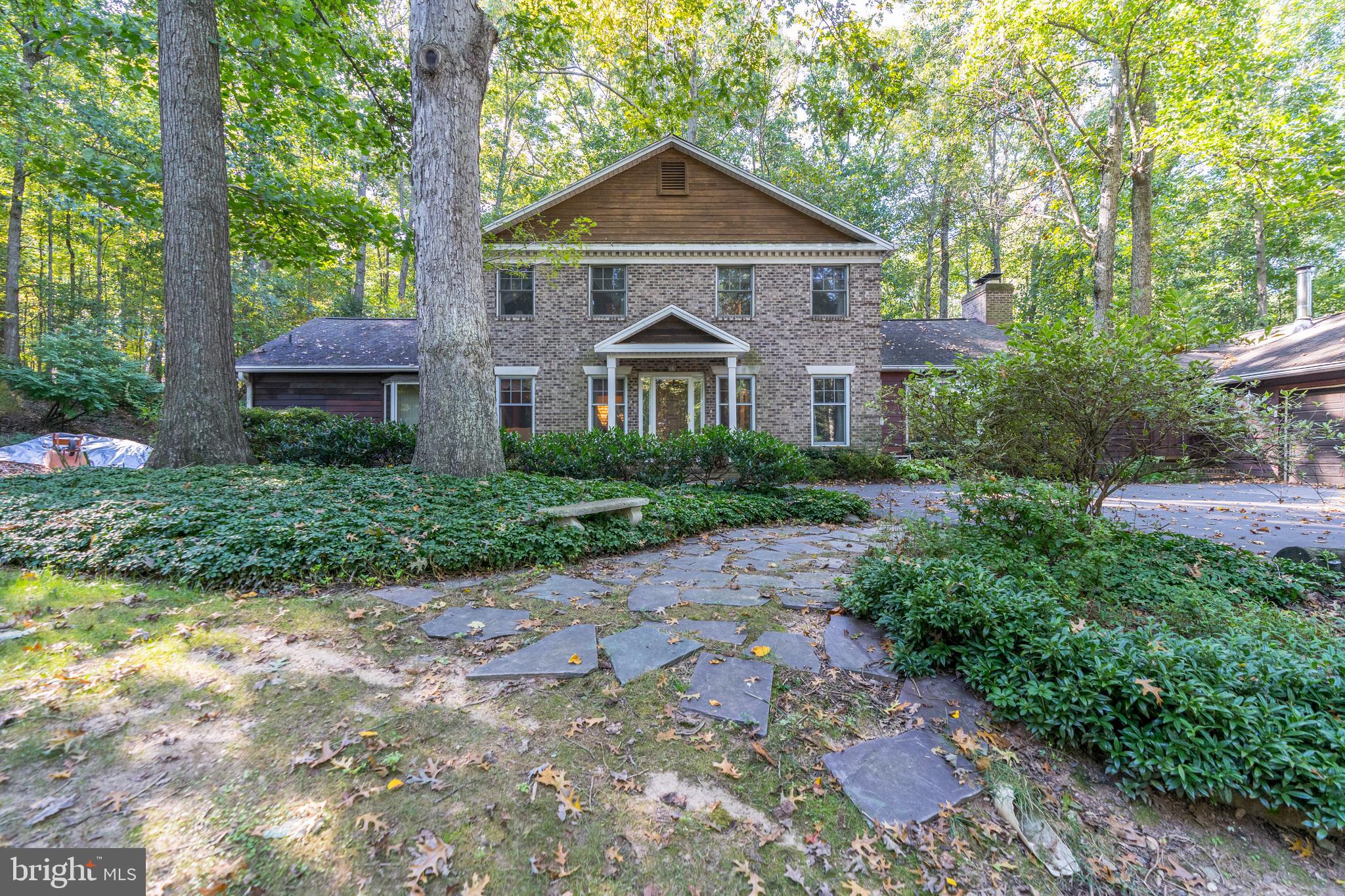 2020 Hunter Mill Road Vienna, VA 22181 - Photo 19 of 25 Gallery Image 19