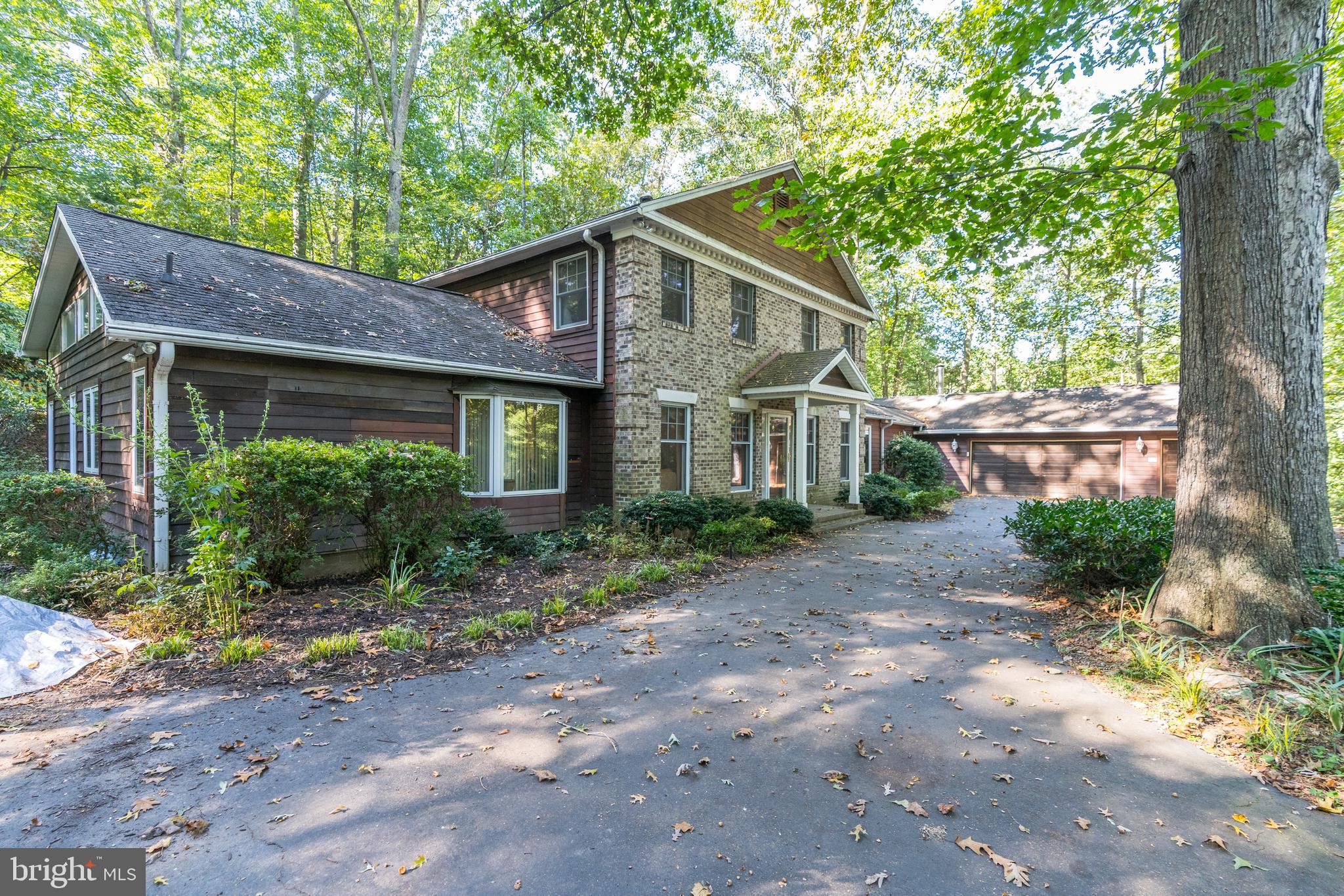 2020 Hunter Mill Road Vienna, VA 22181 - Photo 20 of 25 Gallery Image 20